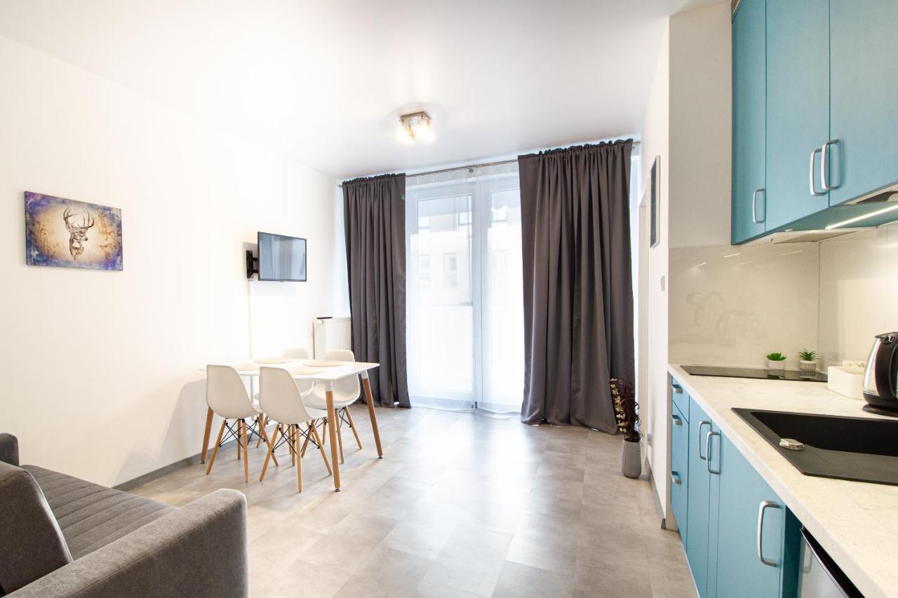 Apartamenty Jelonki Warszawa Zewnętrze zdjęcie