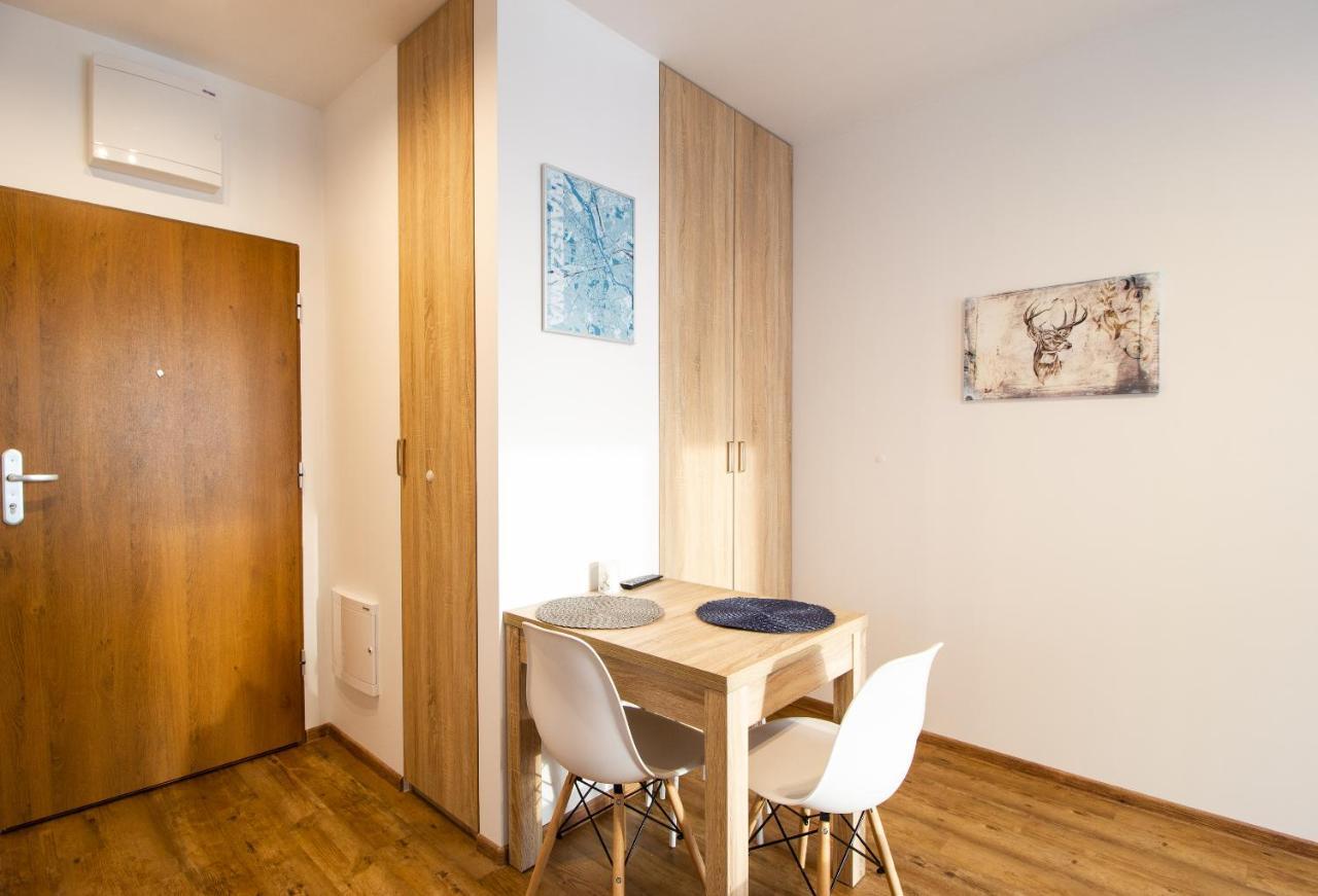 Apartamenty Jelonki Warszawa Zewnętrze zdjęcie