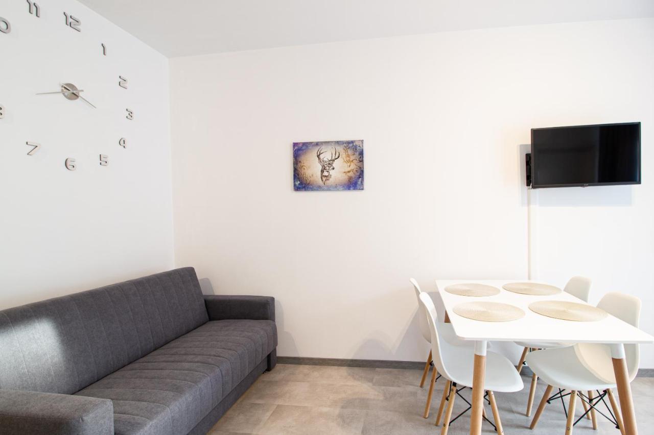 Apartamenty Jelonki Warszawa Zewnętrze zdjęcie